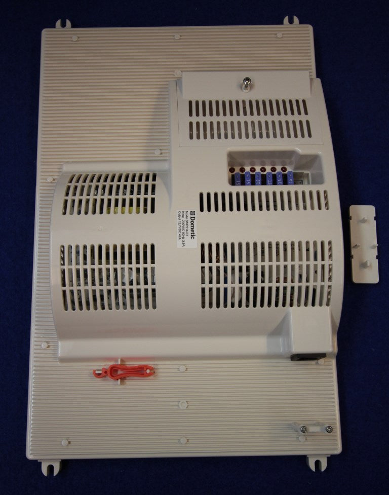 Muuntaja Dometic 600VA 230V->12V